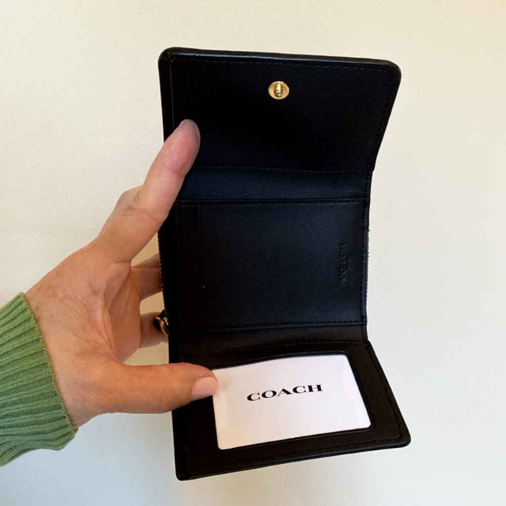 NWT💃Coach Small Trifold Wallet In Signature Canvas Brown Black - Picture 3 of 8